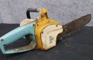 lot 21 image: VINTAGE CRAFTSMAN ELECTRIC CHAIN SAW