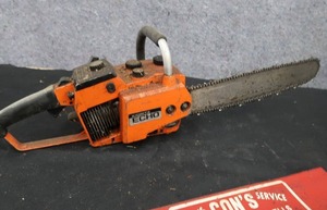 lot 23 image: ECHO 302 CHAINSAW