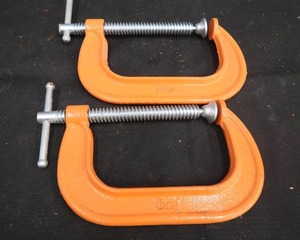 lot 30 image: NEW PONY C CLAMPS