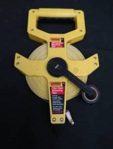 lot 35 image: 100 TAPE MEASURE