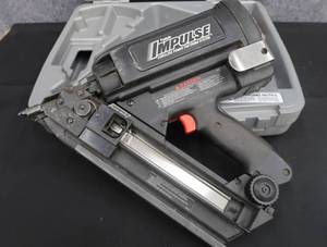 lot 36 image: PASLODE IMPULSE CORDLESS POWER NAILER