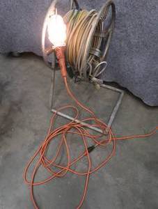 lot 41 image: ELECTRICAL CORDS
