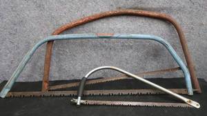 lot 74 image: VINTAGE SAWS