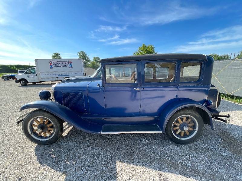lot 116A image: 1928 Pontiac Sedan