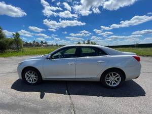 lot 7 image: 2013 Chevrolet Malibu Eco