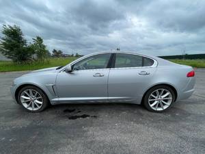 lot 5 image: 2015 Jaguar XF 3.0 Portfolio - AWD