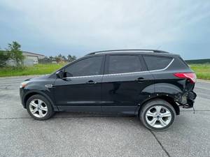lot 4 image: 2014 Ford Escape SE - 4X4 - 2 OWNERS