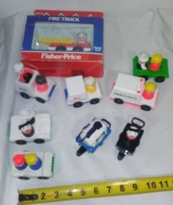 lot 154 image: Vintage 1989 Fisher Price Little People # 0124 Fire Truck in box and More.