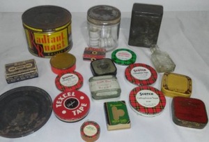 lot 175 image: Antique And Vintage Tins