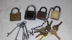 lot 215 image: Antique and Vintage Padlocks and Keys.