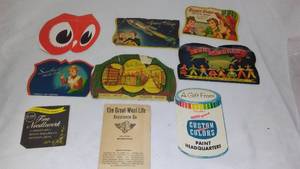 lot 252 image: Vintage Promotional Needle Kits. Red Owl, Gambles