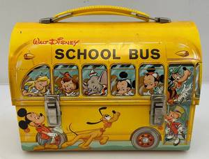 lot 89 image: 1960s Aladdin Brand Walt Disney School Bus Metal Lunch Box (NO THERMOS)