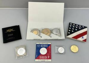 lot 98 image: Misc. Vintage Novelty Coins & More