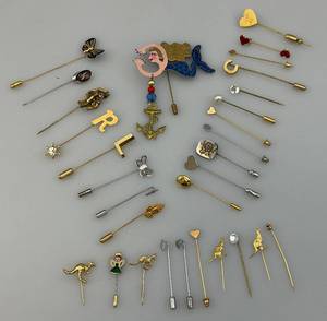 lot 154 image: Misc. Vintage Stick Pins