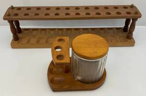 lot 223 image: Vintage 24 Place Pipe Holder & Glass Tobacco Jar & 3 Place Pipe Holder