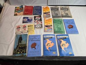 lot 84 image: Vintage AAA and Hotel Directories & Travel Guides Lot
