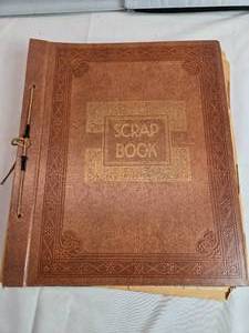 lot 86 image: Scrapbook of Vintage Magazine and Book Illustrations Cut Out