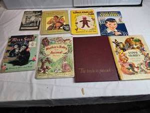 lot 87 image: Vintage Childrens Book Collection  1950s and 1960s Classics