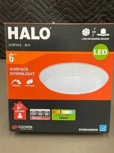 lot 10 image: Halo 6 LED Surface Downlight BLD606930WHR