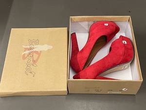 lot 23 image: Bonnibel Red High Heel Shoes Size 7