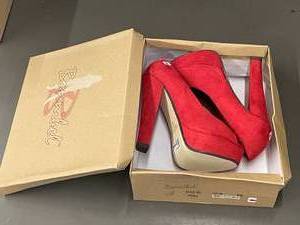 lot 24 image: Bonnibel Red High Heel Platform Shoes - Size 5.5