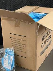 lot 32 image: RTMED Medical Cap - 400 Pieces