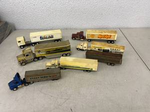 lot 335 image: Toy Truck & Trailers