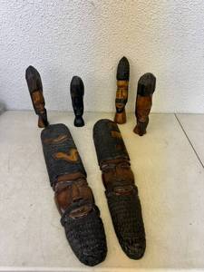 lot 340 image: Wood Home Decor