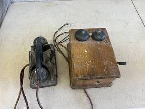 lot 348 image: Vintage Telephones
