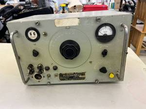 lot 407 image: Audio Oscillator TS-382DU
