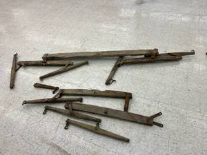 lot 468 image: Horse Drawn Wagon Draw Bar & Evener