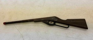 lot 482 image: Daisy BB Gun