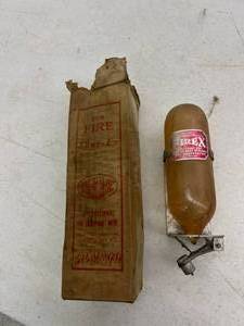 lot 484 image: Firex Fire Extinguisher with Box