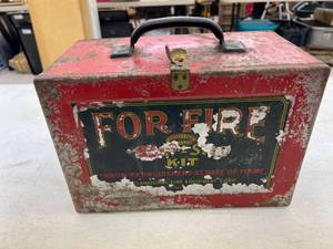 lot 485 image: Shur-Stop Fire Grenade Extinguisher Kit