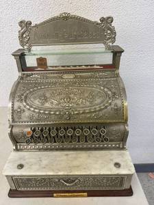 lot 500 image: Very Nice Fully Functioning Vintage National Cash Register