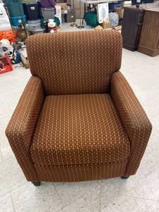 lot 534 image: Chair