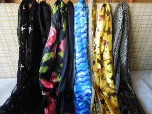 8 Scarves