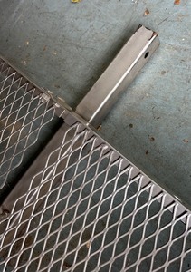lot 10 image: Like New HITCH HAUL Cargo Hauling Attachment wBike Mount