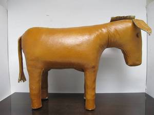lot 116 image: Large Old 1940s era Abercrombie & Fitch Leather Donkey