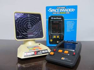 lot 119 image: 2 Very Cool Vintage Handheld Electronic Games - Space Invader & Air Traffic Control