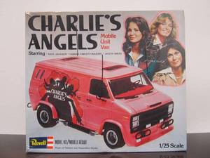 lot 123 image: NOS Vintage CHARLIES ANGELS Model Kit