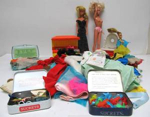 lot 31 image: Lot of Vintage Barbies wAccessories & Outfits