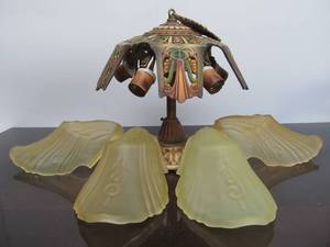 lot 8 image: Vintage 1930s era Art Nouveau Hanging Slip Shade Light Fixture