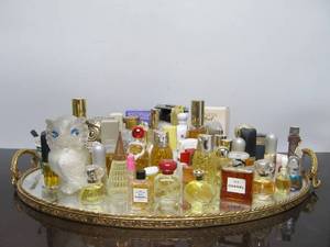lot 58 image: Great Estate Lot of Vintage etc Perfume wMirrored Vanity Tray
