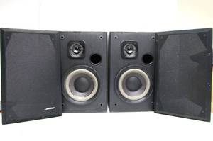 lot 13 image: Pair of Working BOSE Model 31 Speakers