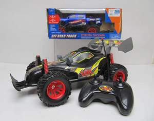 lot 20 image: Lot of 2 Remote Control Cars