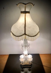 lot 272 image: LARGE & Beautiful Crystal Table Lamp wPrisms
