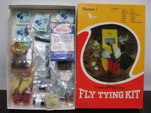 lot 222 image: NOS Brand New Fishing Lure Fly Tying Set