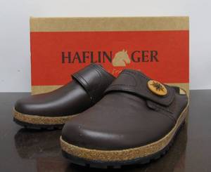 lot 254 image: Brand New HAFLINGER German Leather Clogs - Ladies Size 8.5
