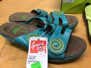 lot 298 image: 6 Pairs of New & Unused Ladies Shoes - Size 8 or 8.5 - Lot #8